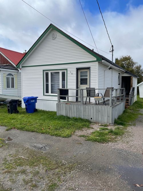 15 Earl St, Kirkland Lake, ON, P2N2X8 | Card Image