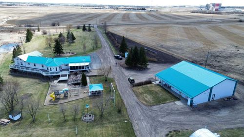27556 Township Road 372, Rural Red Deer County, AB, T4G0M5 | Card Image
