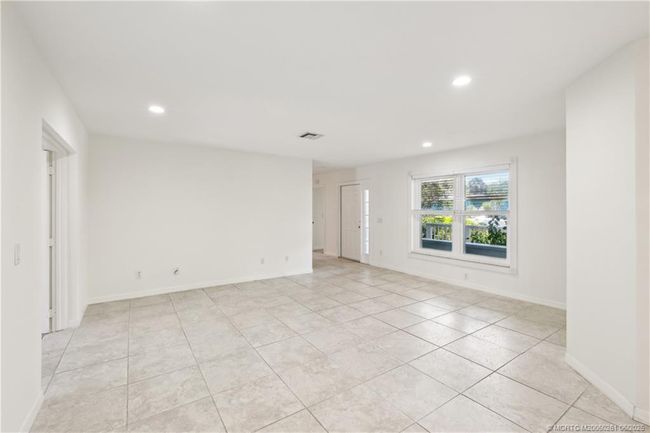 338 Winnachee Dr, House other with 2 bedrooms, 2 bathrooms and null parking in Stuart FL | Image 11