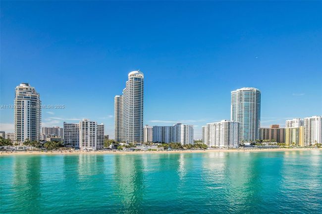 APT-1202 - 3101 S Ocean Dr, Condo with 3 bedrooms, 3 bathrooms and null parking in Hollywood FL | Image 69