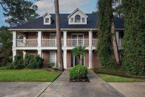 17707 Champion Forest Dr, Spring, TX, 77379-8705 | Card Image