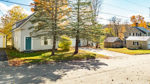 18 Green Street, Dover-Foxcroft, ME, 04426 | Card Image