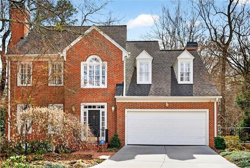 2110 Village Pt Ne, Brookhaven, GA, 30319-5305 | Card Image