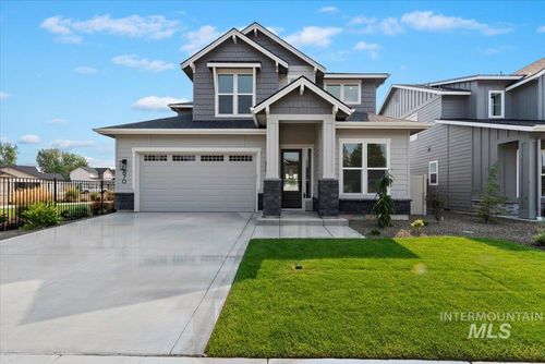 677 N Morning Glory Ave, Eagle, ID, 83616-1035 | Card Image