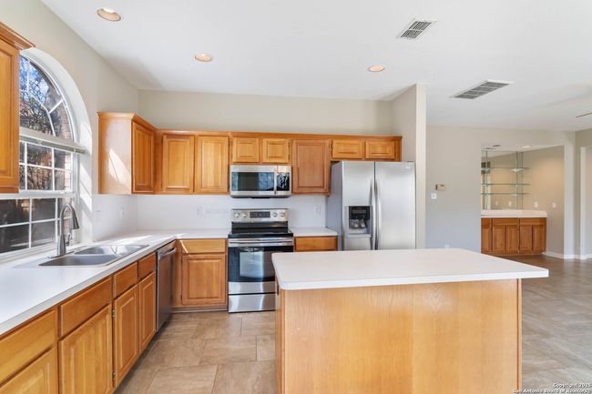 1202 Reawick Dr, House other with 4 bedrooms, 3 bathrooms and null parking in San Antonio TX | Image 10