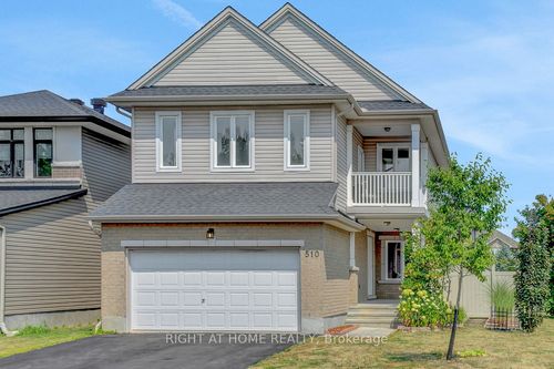 510 Summerhill St, Manotick, ON, K4M0B4 | Card Image