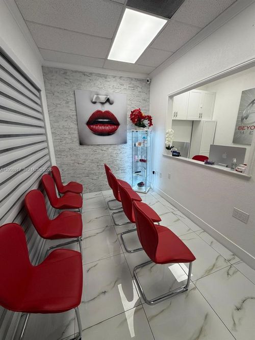 10300 W Flagler St, Miami, FL, 33174-1746 | Card Image