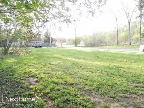942 Division St, Owosso, MI, 48867-4544 | Card Image