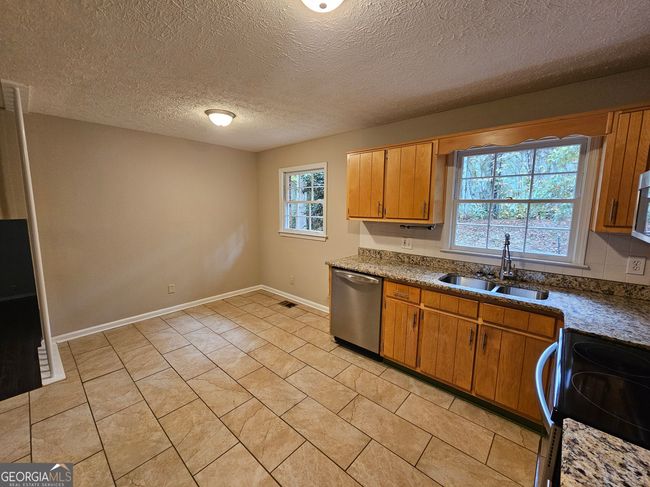 124 Azalea Dr, House other with 4 bedrooms, 3 bathrooms and 2 parking in Peachtree City GA | Image 7