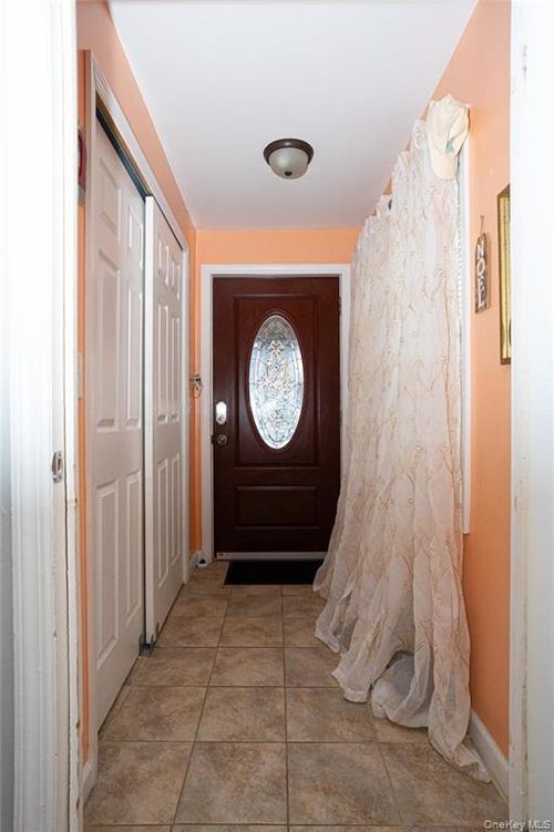 11411 207th St, Cambria Heights, NY, 11411-1002 | Card Image