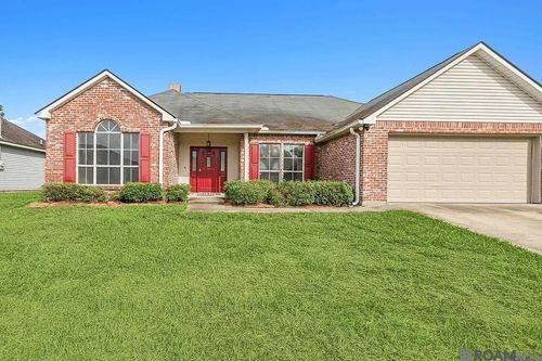 322 Briarhaven Dr, Baton Rouge, LA, 70810-6464 | Card Image