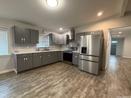 4352 Keaka Dr, Honolulu, HI, 96818-1109 | Card Image