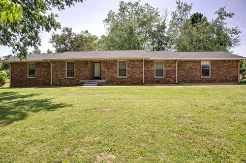 301 Glenwood Dr, Mount Juliet, TN, 37122-2834 | Card Image