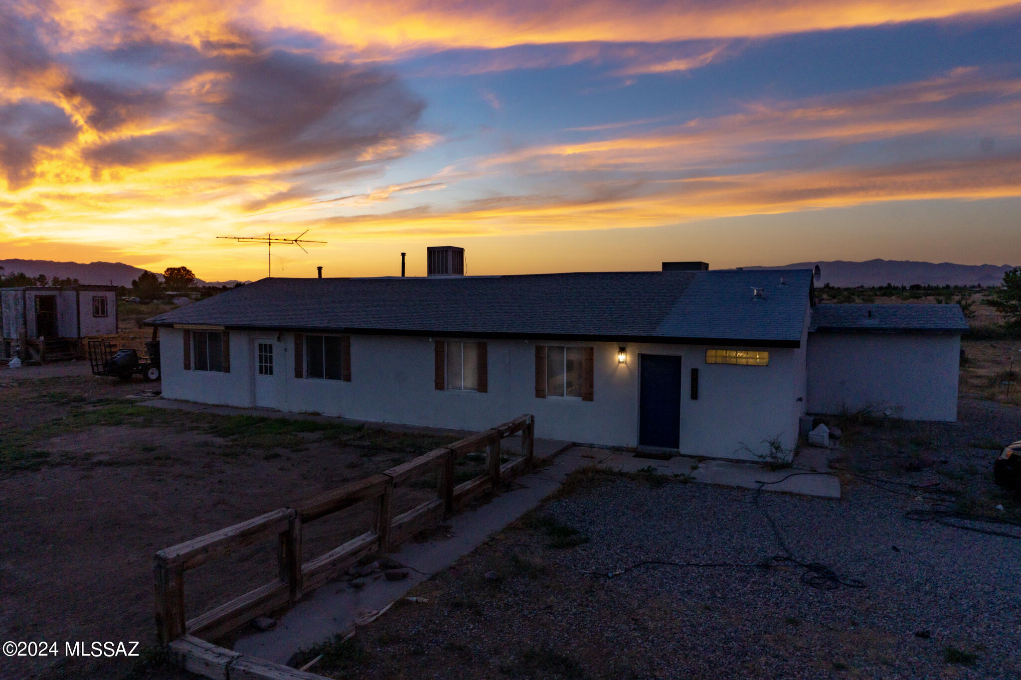 Hunting Camp Ln, Willcox, AZ 85643
