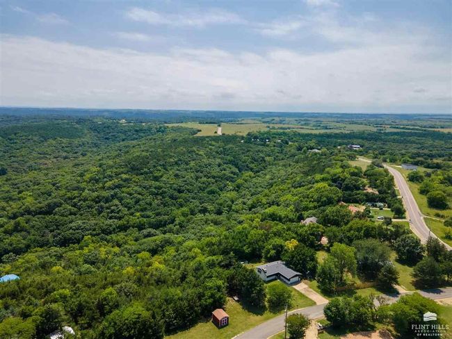 5921 Sharm Dr, House other with 3 bedrooms, 2 bathrooms and null parking in Manhattan KS | Image 46