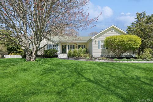 1105 August Lane, Southold, NY, 11944 | Card Image