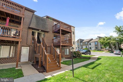 apt-w16-5200 Hilltop Dr, BROOKHAVEN, PA, 19015-1255 | Card Image