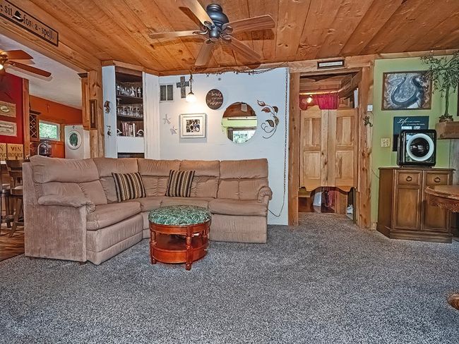 942 Rockland Station Rd, House other with 4 bedrooms, 2 bathrooms and 2 parking in Kennerdell PA | Image 11