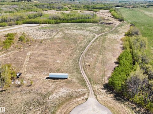 2307 Township Road 522, Parkland County, AB, T7Y3L7 | Card Image