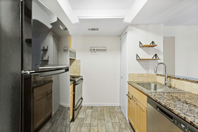 Kitchen | Image 5