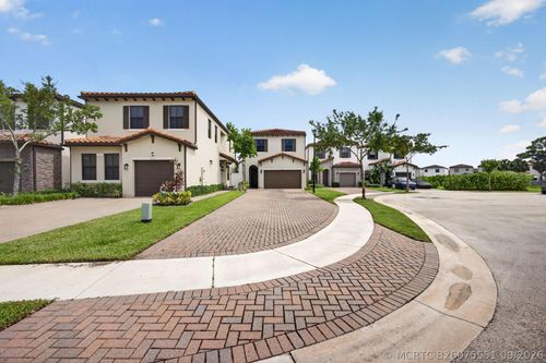 4004 Screw Pine Cv, Riviera Beach, FL, 33410-1906 | Card Image