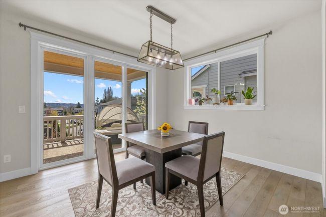 Patio doors to deck | Image 12