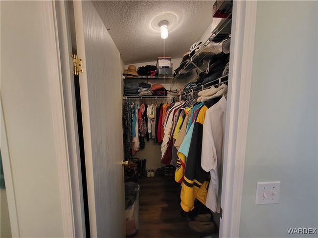 Closet | Image 32