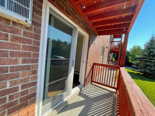 APT-201 - 96 Powers St, Condo with 2 bedrooms, 1 bathrooms and null parking in Milford NH | Image 20