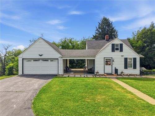 105 Summit Ave, Midland, PA, 15059-1131 | Card Image