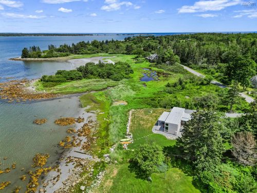 325 Long Cove Rd, Port Medway, NS, B0J2T0 | Card Image