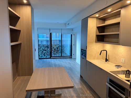 3308-55 Charles St E, Toronto, ON, M4Y0J1 | Card Image