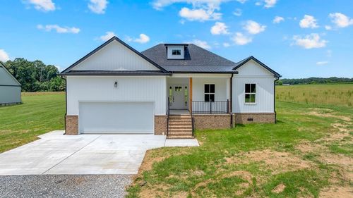 84 Meadowwood Ln, Winchester, TN, 37398-4344 | Card Image