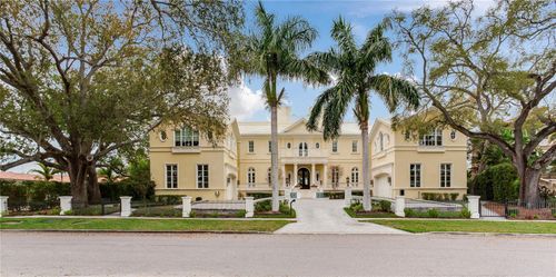 52 Ladoga Ave, Tampa, FL, 33606-3804 | Card Image