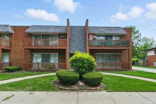 apt-1a-523 N Pleasant Dr, Glenwood, IL, 60425-1551 | Card Image