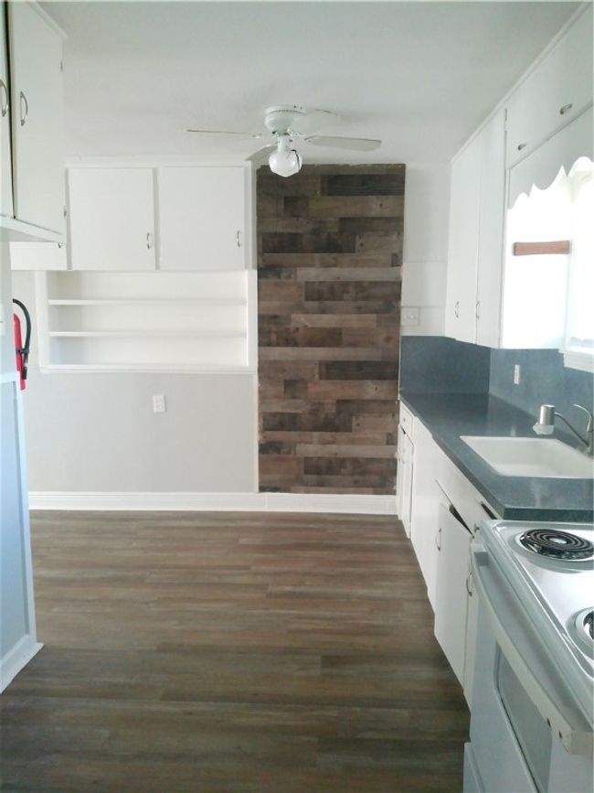 A - 3921 Chestnut St, Home with 2 bedrooms, 1 bathrooms and null parking in Corpus Christi TX | Image 4
