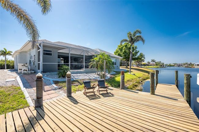 15674 Applewhite Cir, House other with 3 bedrooms, 3 bathrooms and null parking in Port Charlotte FL | Image 10