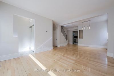 MAIN - 39 Windermere Ave, Home with 3 bedrooms, 2 bathrooms and 1 parking in Toronto ON | Image 2