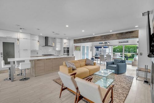 2212 Ne 32nd Ave, Fort Lauderdale, FL, 33305-1860 | Card Image