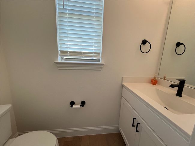 Half bathroom on first floor | Image 23