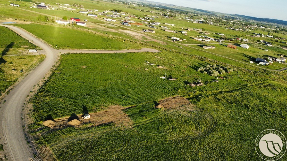 Land in Shepherd