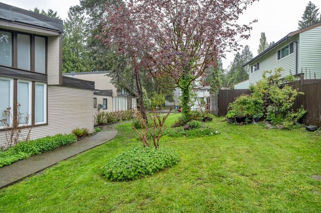 3274 Ganymede Drive, Townhouse with 3 bedrooms, 2 bathrooms and 1 parking in Burnaby BC | Image 35