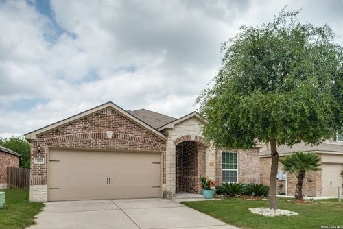 12631 Shoreline Dr, San Antonio, TX, 78254-6327 | Card Image