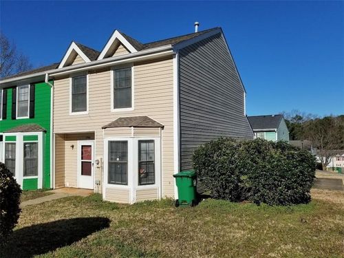1046 Thornwoode Ln, Stone Mountain, GA, 30083-2869 | Card Image