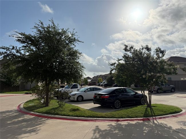 37E - 352 Circle Way, House other with 3 bedrooms, 3 bathrooms and 2 parking in Jarrell TX | Image 34