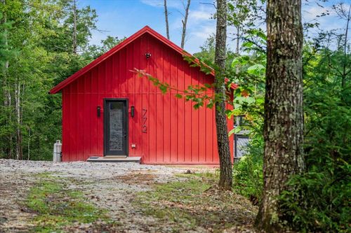 772 Chestnut Log Branch Rd, Campton, KY, 41301 | Card Image