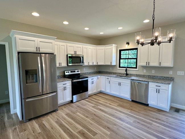 210 Forest Springs Rd, House other with 3 bedrooms, 2 bathrooms and null parking in Scottsville KY | Image 12