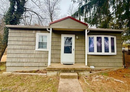 35 Suncrest Ave, Wheeling, WV, 26003-6625 | Card Image