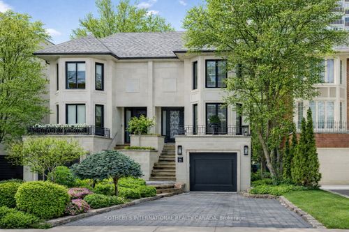 30 A Oriole Road, Toronto, ON, M4V2E8 | Card Image