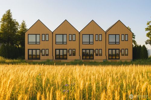 a-d-607 Maple Ave, La Conner, WA, 98257-9469 | Card Image