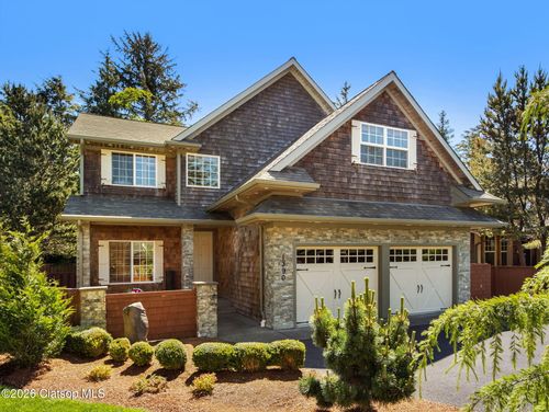 1390 Sea Ridge Ln, Gearhart, OR, 97138-7375 | Card Image